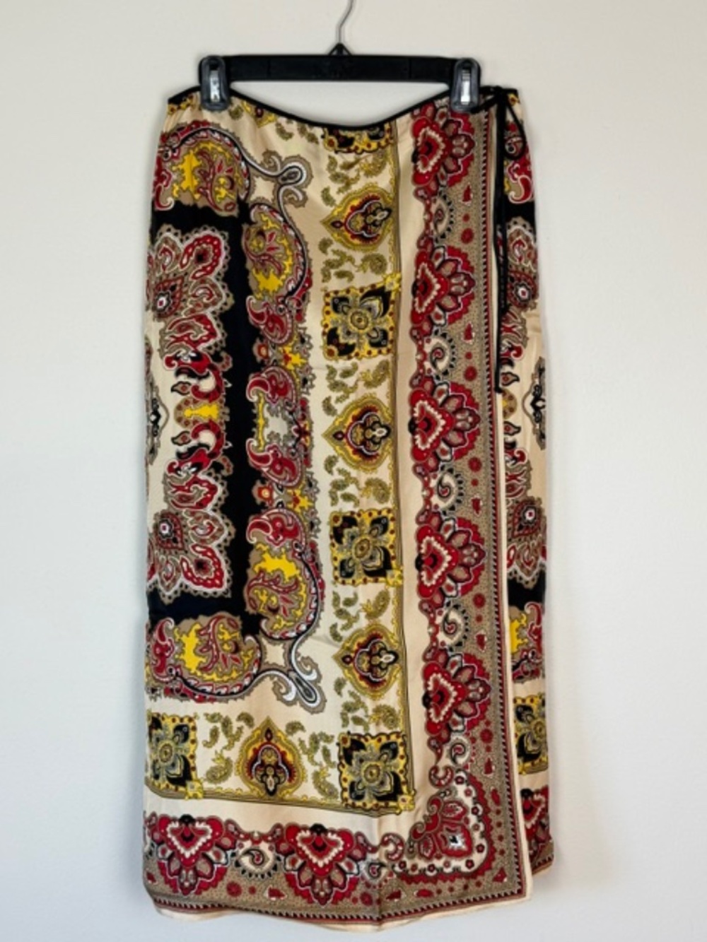 Dana Buchman 100% Silk Wrap Skirt Paisley Scarf Print 10P Gold Red Black